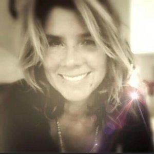 Meet your Posher, Reyne